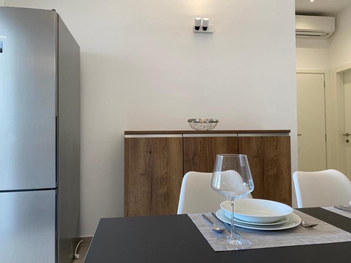 Holiday House Laura Вир Экстерьер фото